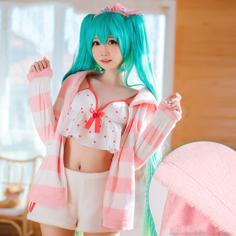 初音ミク MIKU ルーム服　可愛い　ピンク＋白　寝間着　部屋着　日常服　